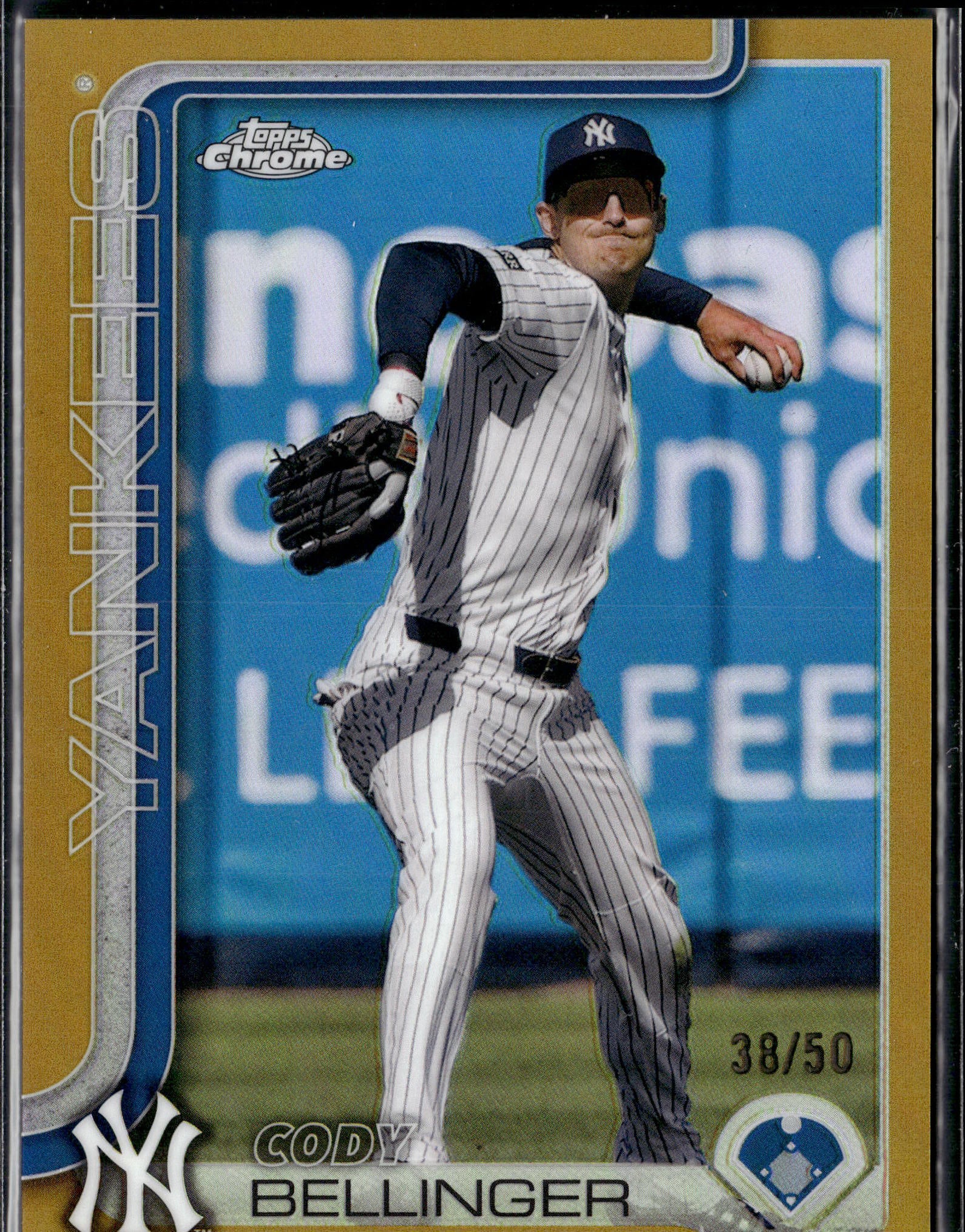 2025 Topps Chrome Sapphire Edition #83 Cody Bellinger Gold #/50