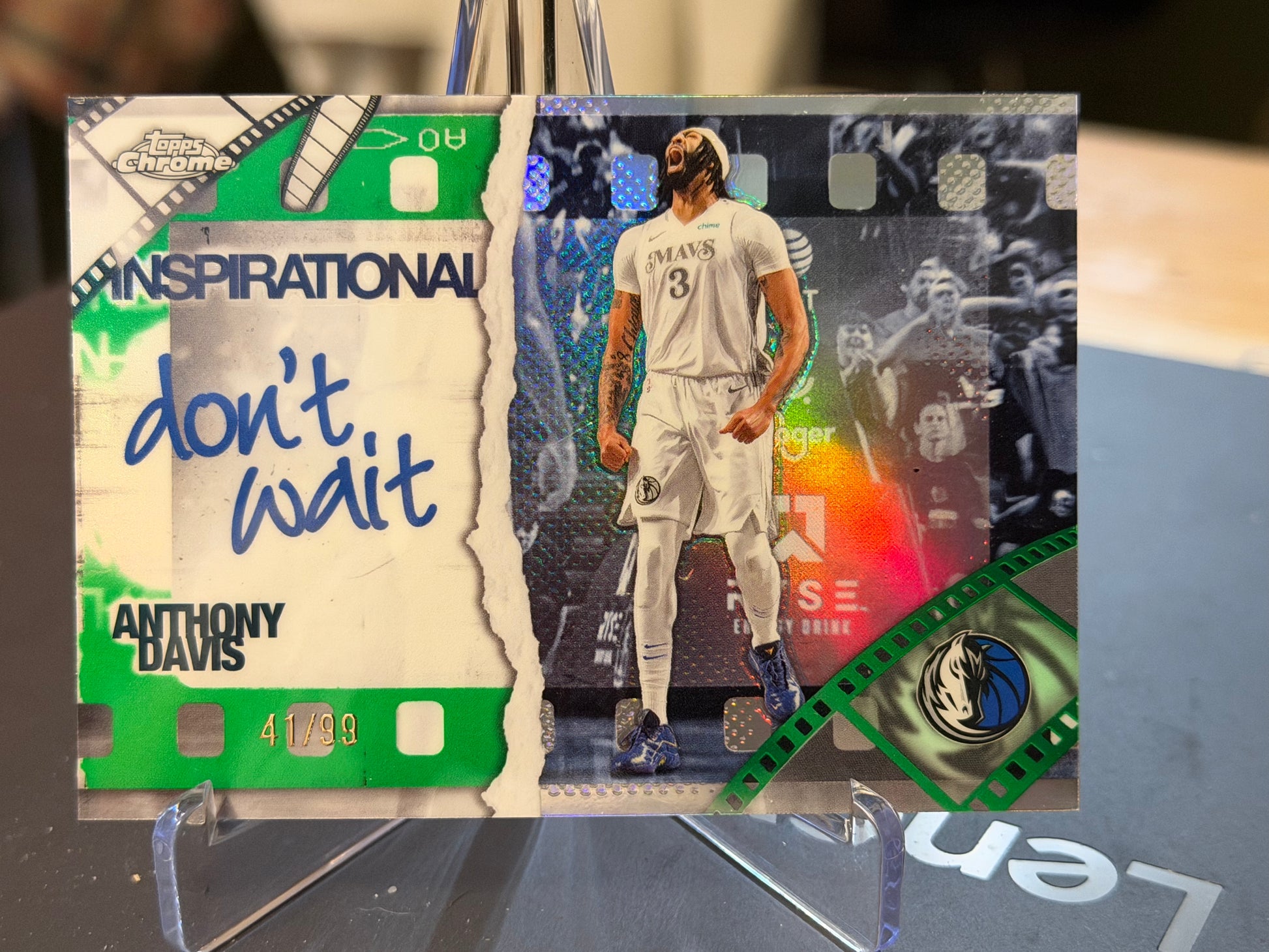 2024-25 Topps Chrome Anthony Davis Inspirational Green Refractor 41/99 Mavericks-1