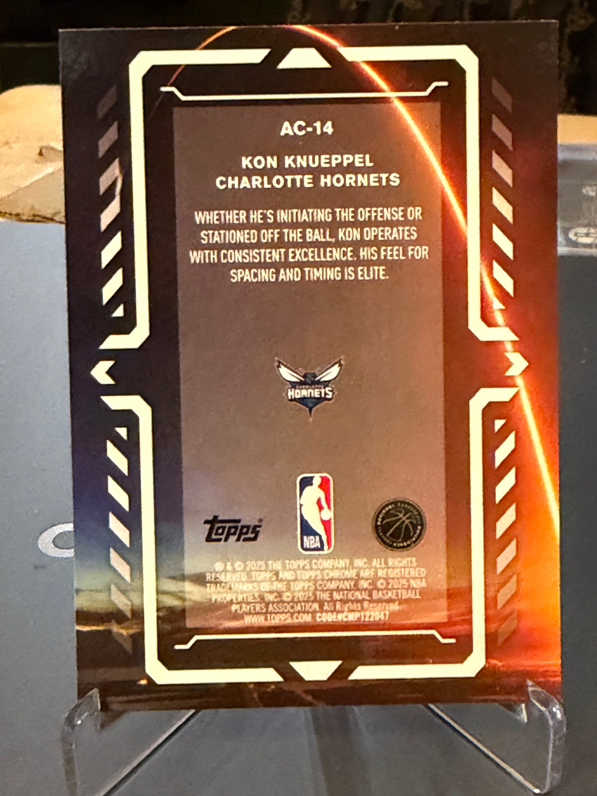 2024-25 Topps Chrome Kon Knueppel Activators Rookie 041/275 Hornets